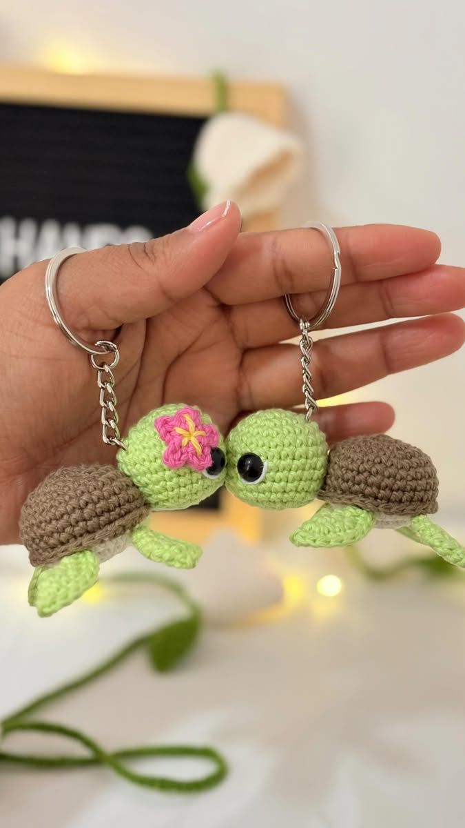 Handmade Crochet Tortoise Keychain – Mini Turtle Charm 🐢